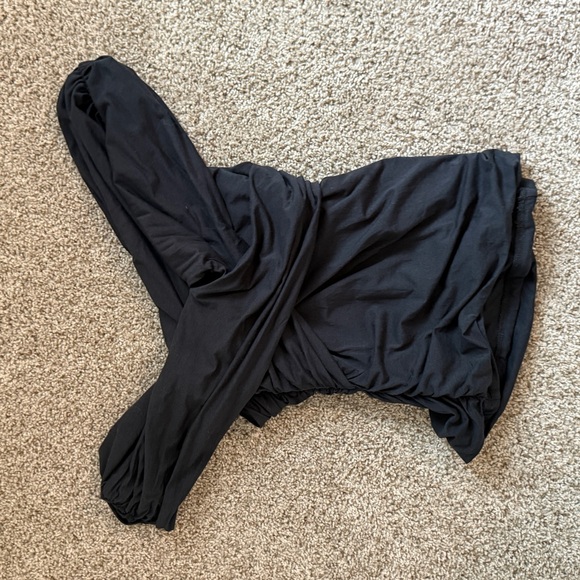 Black Off-Shoulder Rouched Top - Picture 4 of 4